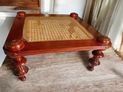 Antique wooden chowki - Image 4