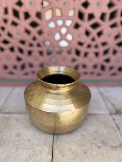 Vintage brass pot - Image 2