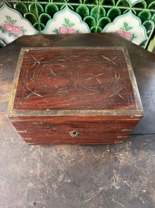 Antique wooden brass fitted perfume box - Image 2