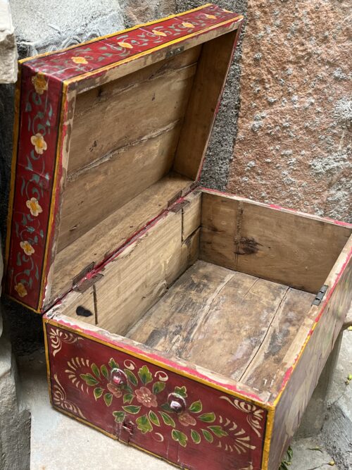 Vintage wooden hand painting sandook (box) - Image 3