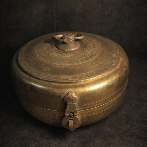 125+ Years Old Hand-Carved Brass Kadi Khunta Box (Large Size)