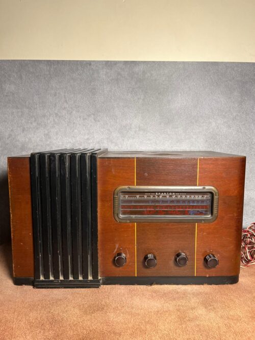 Vintage sparton radio made in usa