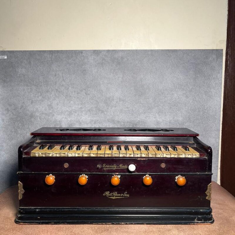 Antique Ratiram And Sons Harmonium