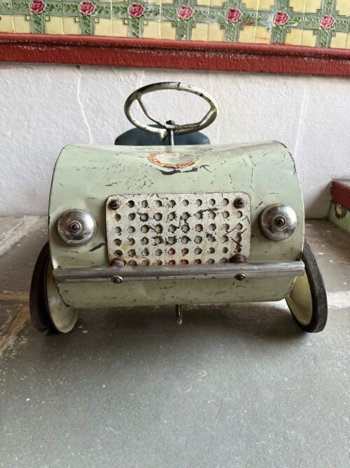 Vintage tin vc racer kar pedal car - Image 8