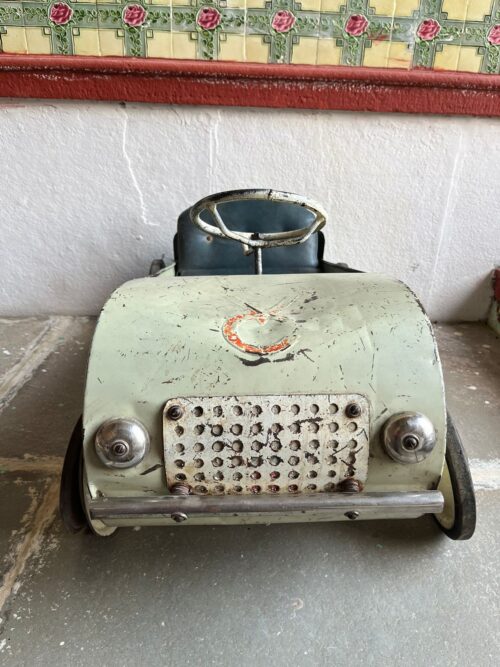 Vintage tin vc racer kar pedal car - Image 7