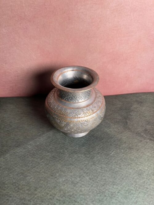 Vintage bronze white polished hand carving  pot - Image 3