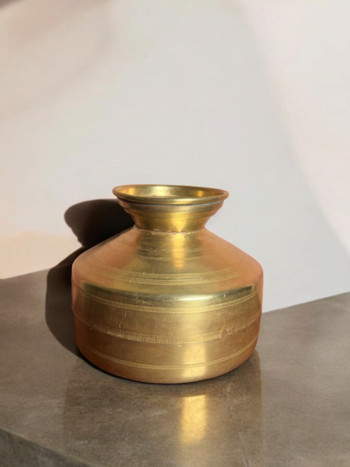 Vintage brass beautiful pot - Image 2