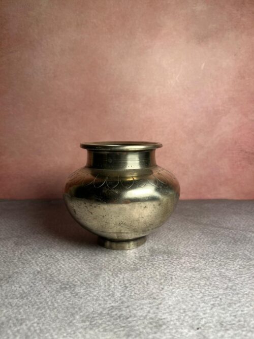 Vintage bronze hand carving pot - Image 2