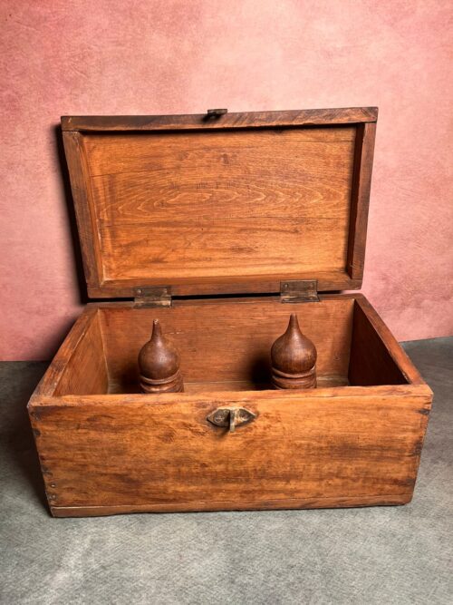 Antique wooden bangles box - Image 3