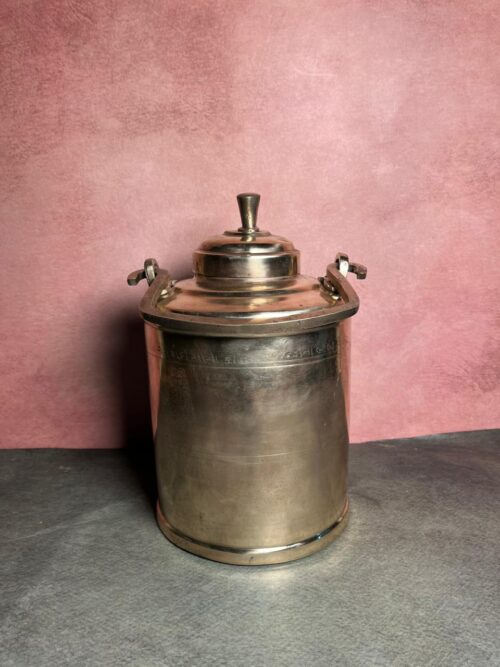 Vintage brass oil can - Image 3