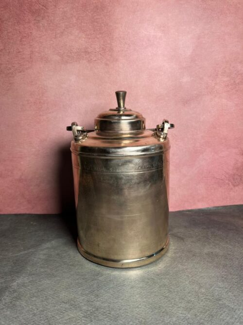 Vintage brass oil can - Image 2