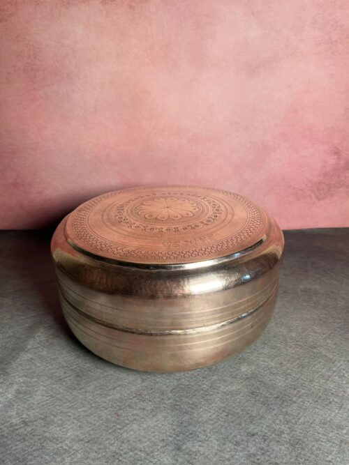 Vintage brass hand carving beautiful chappati box - Image 4