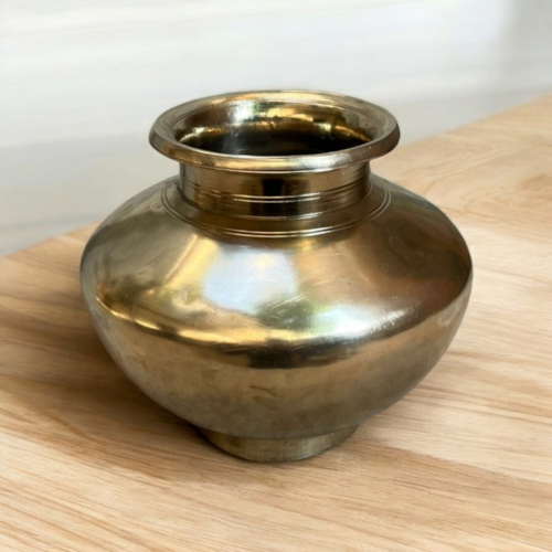 Vintage bronze solid weight pot - Image 2