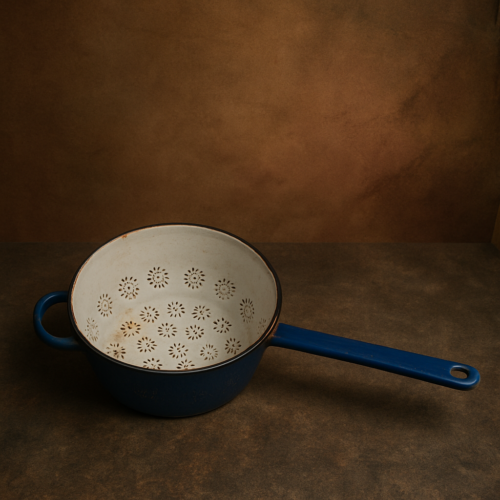 Vintage Enamel Colander – Deep Blue with Handle - Image 4
