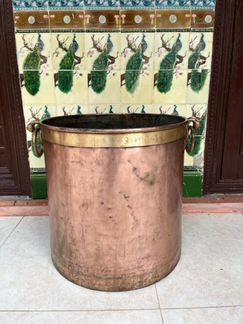 Antique copper large size vase with brass handles - Image 5