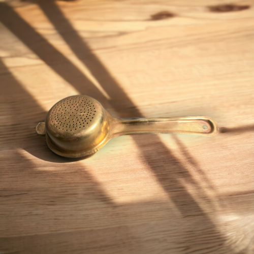 Vintage brass tea strainer - Image 3