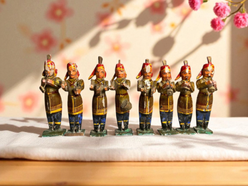 Vintage Wooden Baarat Procession – Hand-Painted Chandras Chapdi Work (Set of 8)
