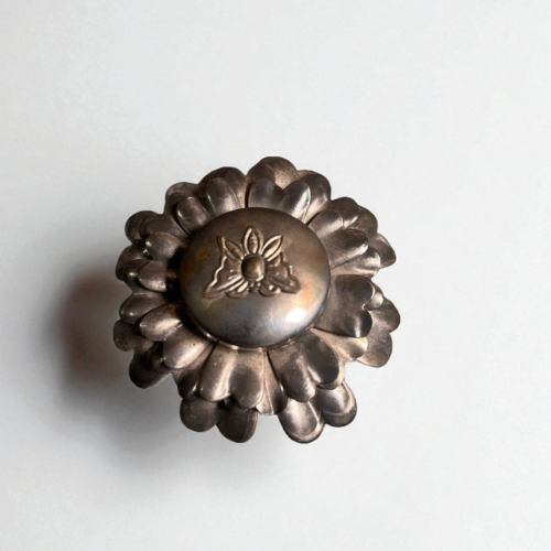 Vintage Brass White Polished Kajal Box – Floral Charm of Old India