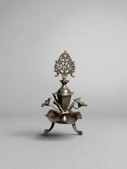 Antique Brass Sindoor Daani with Floral Design – Vintage Collector’s Piece