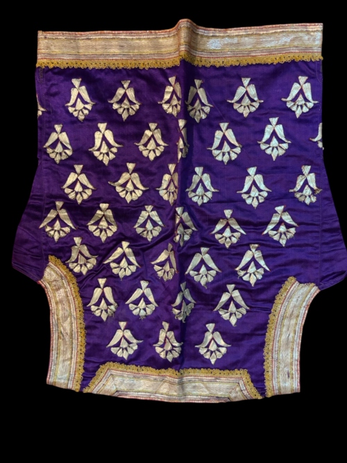 150+ Year Old Royal Fatwi Blouse – Real Silver & Gold Thread Chuntha Work - Image 4