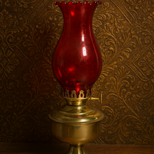 🔥 Vintage Red Chimney Brass Oil Lamp