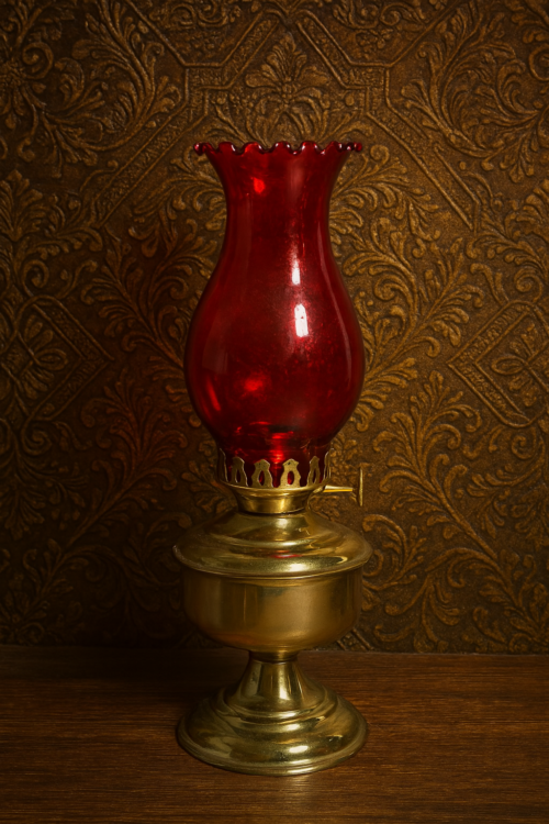 🔥 Vintage Red Chimney Brass Oil Lamp