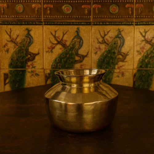 Vintage brass pot