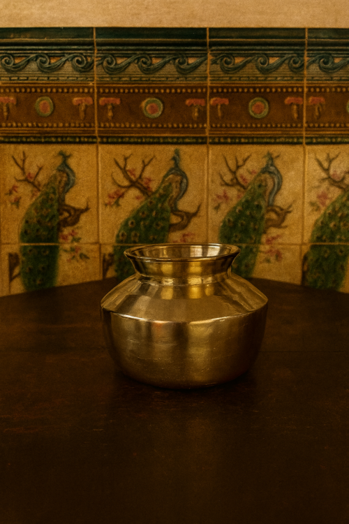 Vintage brass pot