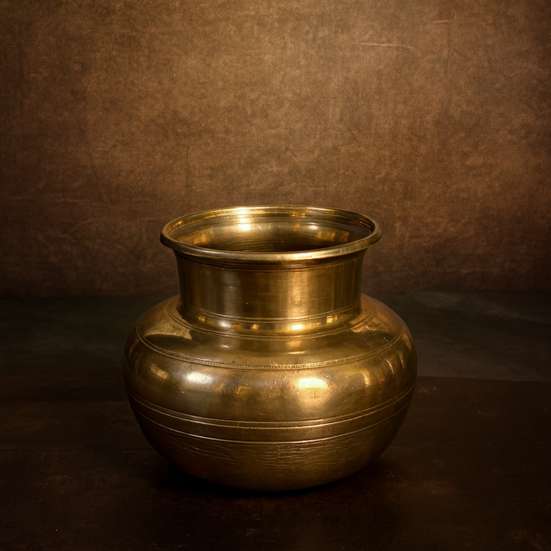 Vintage Brass Heavy Weight Pot