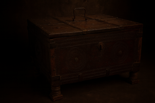 Vintage wooden hand carving box (Sanddok) - Image 4