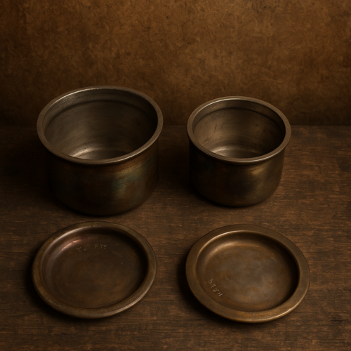 Vintage brass ghee and oil can for kitchen uses - Image 2