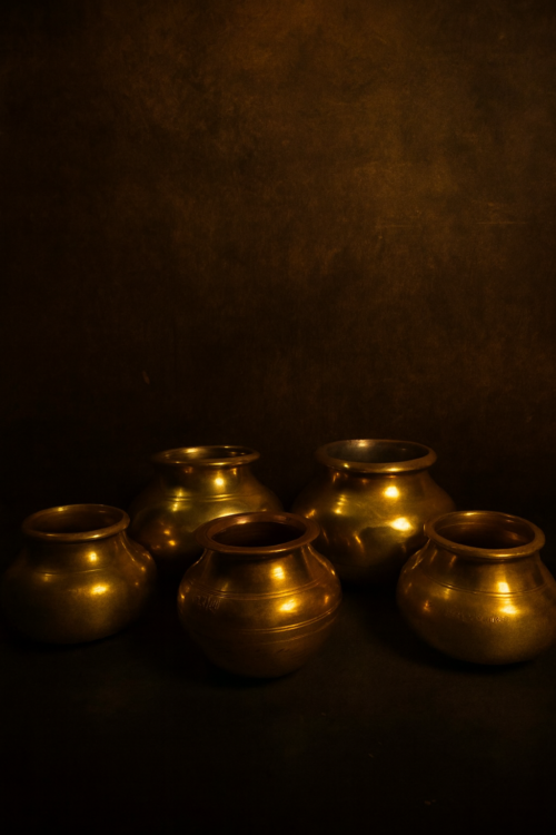 Antique Bronze Handcrafted Haandi Set (Set of 5 – Different Sizes) - Image 3