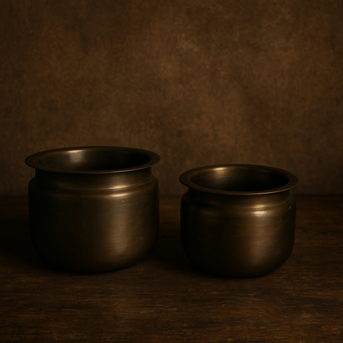 Vintage brass ghee and oil can for kitchen uses - Image 3