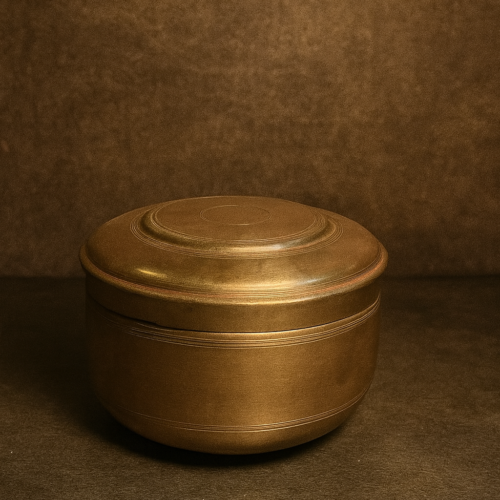 Vintage Handcrafted Brass Storage Box (With Lid)