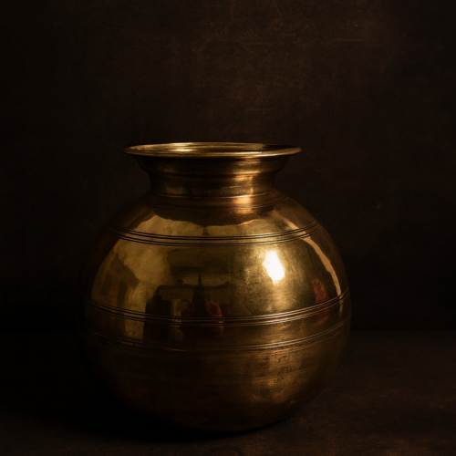 Antique Solid Bronze Pot – Heritage Vessel from Rajasthan