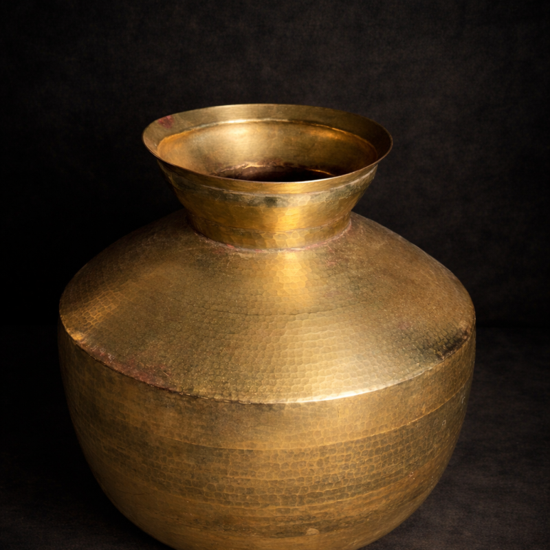 Vintage Brass Large Size Pot