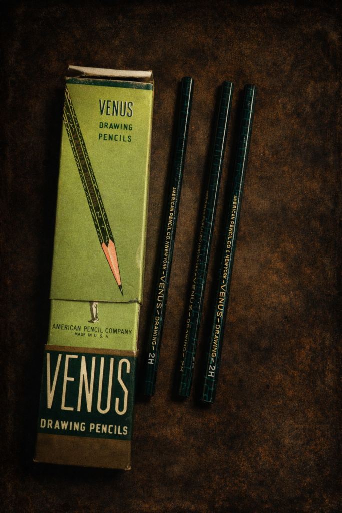 Vintage “Venus” Drawing Pencils Box – American Pencil Company