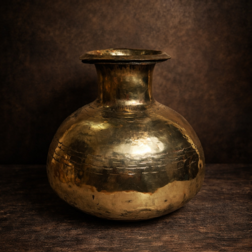 Vintage brass beautiful pot