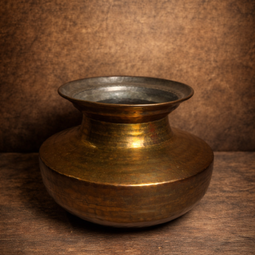 Vintage brass beautiful pot