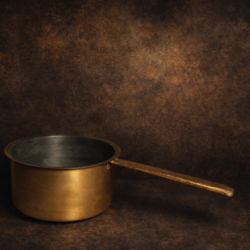 Vintage brass large size tea pan