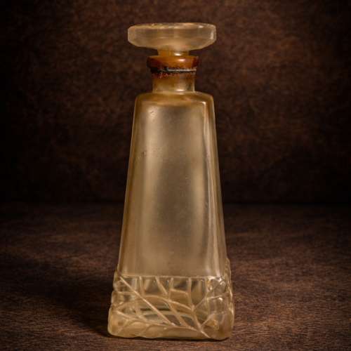 Elegant Vintage Frosted Glass Perfume Bottle – Art Deco Style