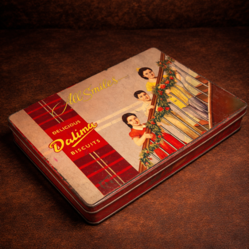 Vintage “Dalima Biscuits” Tin Box – “All Smiles” Artwork