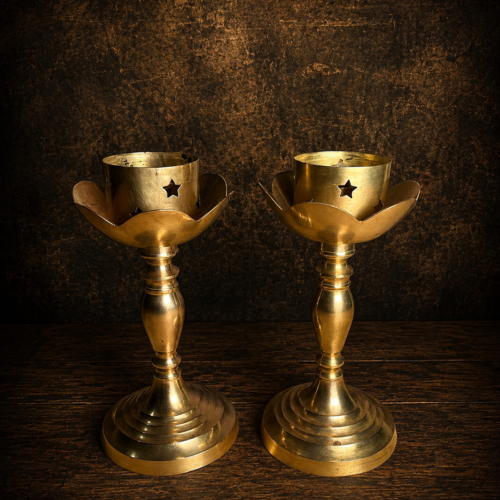 Vintage brass beautiful candle stand