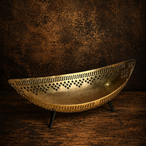 Vintage brass beautiful vegetables and fruits basket