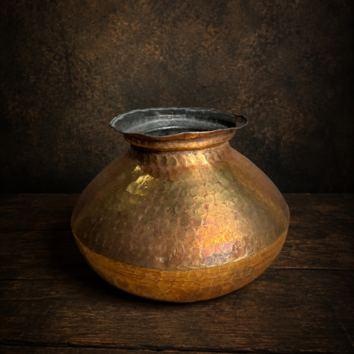Vintage brass beautiful pot