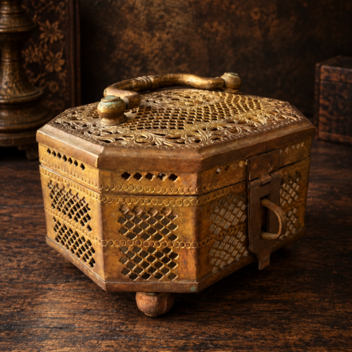 Vintage brass hand jaali cutting and carving beautiful box