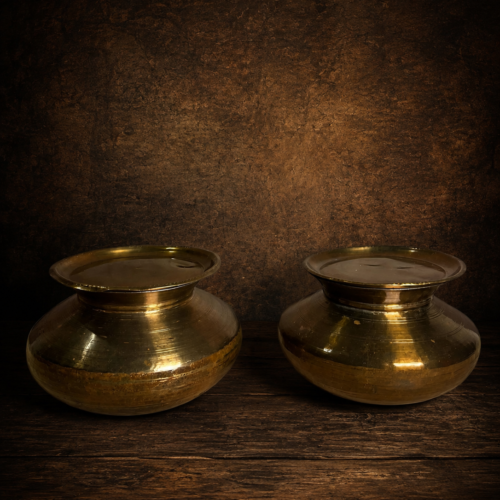 vintage brass Set of 2 pcs degchi with lid