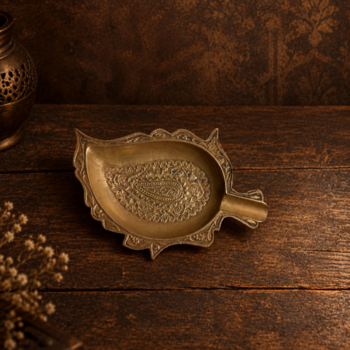 Vintage brass beautiful hand carved paan shape ash tray