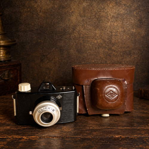 Vintage Agfa Click-II Camera with Original Leather Case