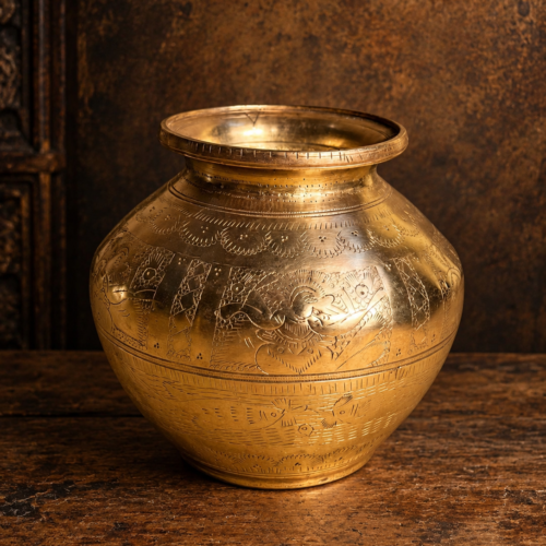 Antique Brass Kalash with Intricate Engraving – Traditional Indian Decorative Water Pot